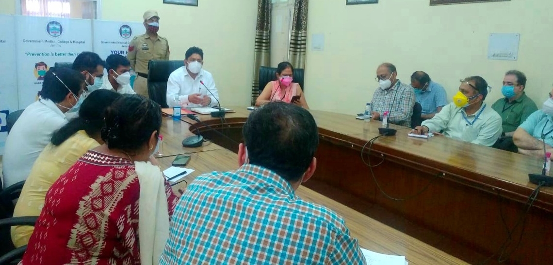 Div Com reviews Covid Management in GMC Jammu