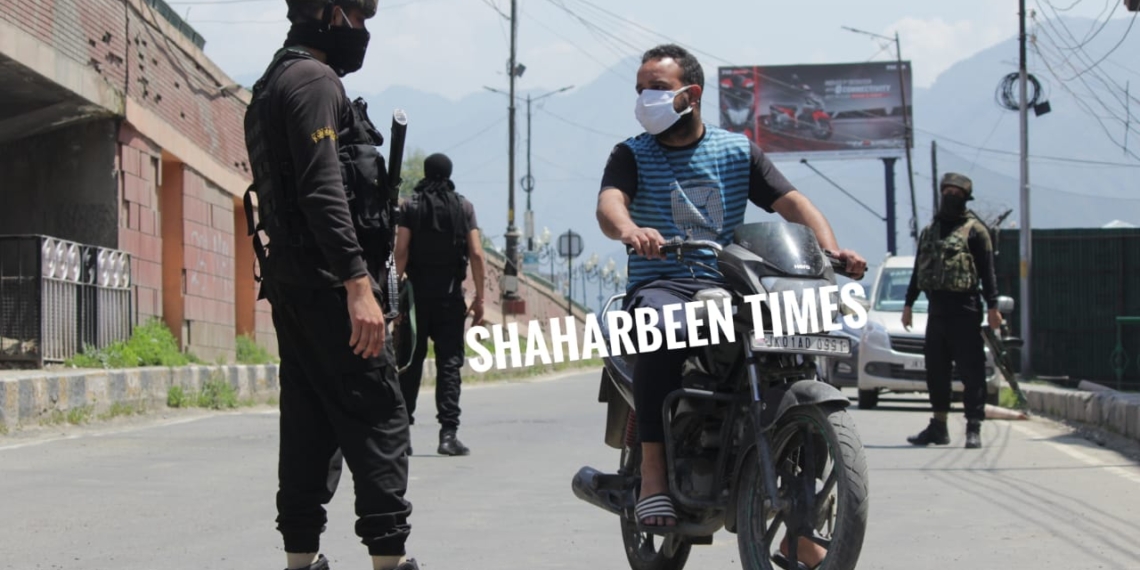 Glimpse of Covid-19 Curfew (Pics Zia Shakeel)