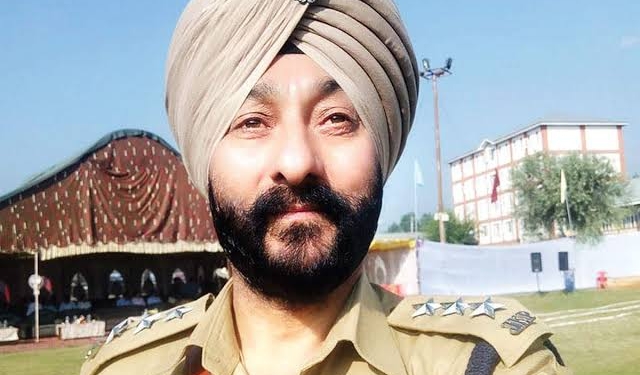 DySP Davinder Singh, Two More Teachers Dismissed In ‘Interest Of Security Of State’