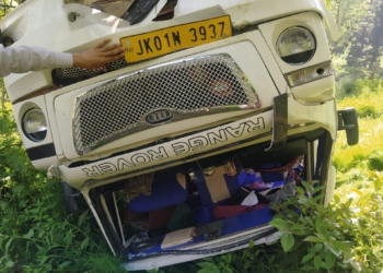 5 injured in Road accident
