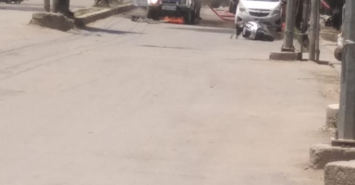 Two cops, two civilians killed after suspected militants attack police party in Sopore