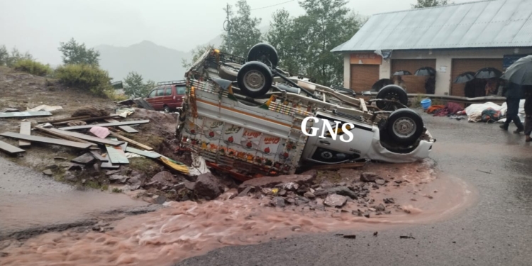 Mother-son duo among 3 killed, 4 Injured as load carrier turns turtle in UT J&K