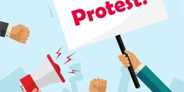 Family members of man shifted to outside Kashmir jail stag protest outside DC office