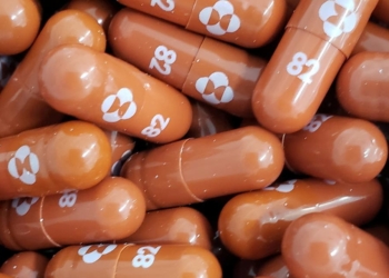 UK authorizes Merck coronavirus antiviral pill, first shown to treat COVID