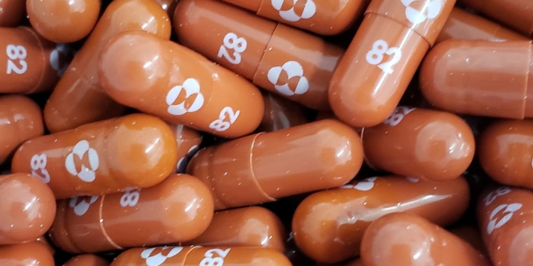 UK authorizes Merck coronavirus antiviral pill, first shown to treat COVID