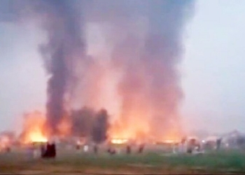 Mob sets Charsadda police station in Pakistan on fire after officials refuse to hand over alleged blasphemy suspect