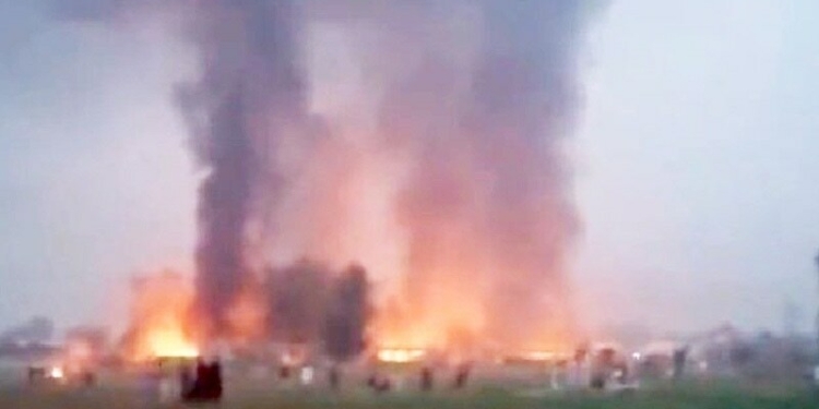 Mob sets Charsadda police station in Pakistan on fire after officials refuse to hand over alleged blasphemy suspect