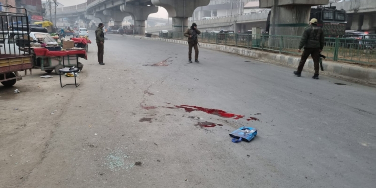 BREAKING NEWS Three militants killed in Srinagar: Police