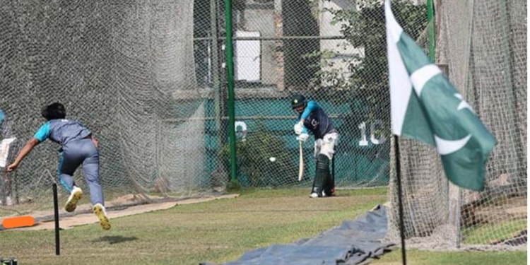 Bangladesh fans irked after Pakistan team places national flag during practice