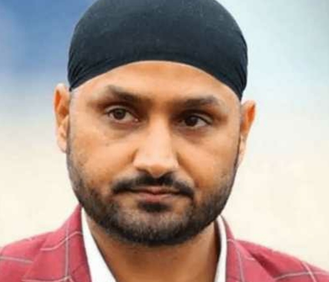 MS Dhoni was not the best Indian captain if Harbhajan is to be believed….