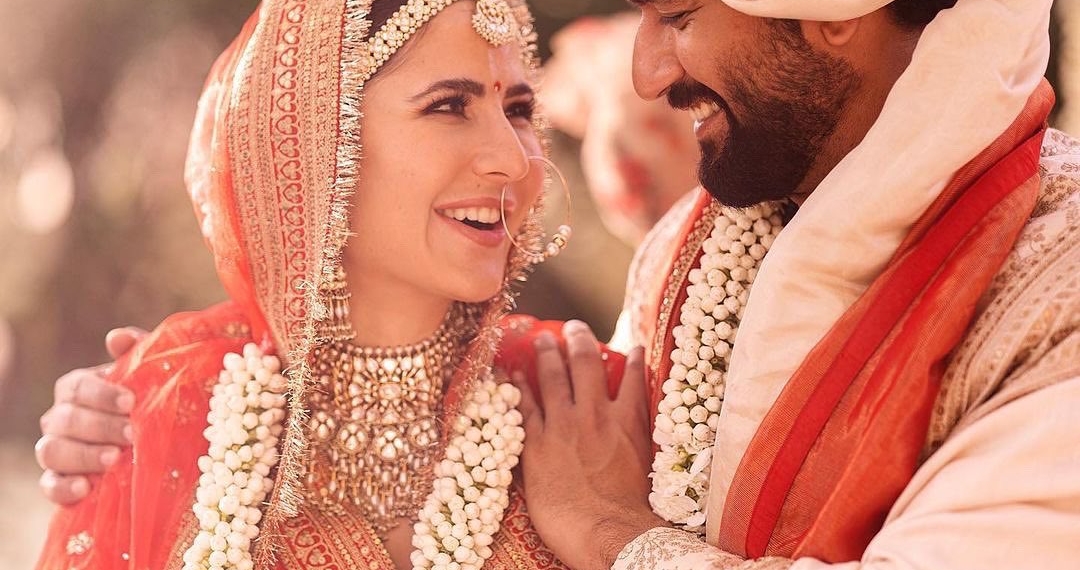 More pics from lovebirds, It’s official! Katrina Kaif & Vicky Kaushal are married, see first pic here