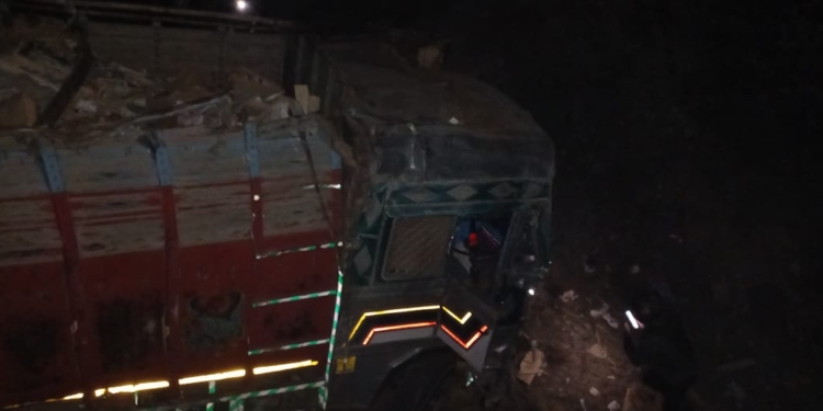1 Killed, 3 Injured in Truck-Sumo Collision in Ramban