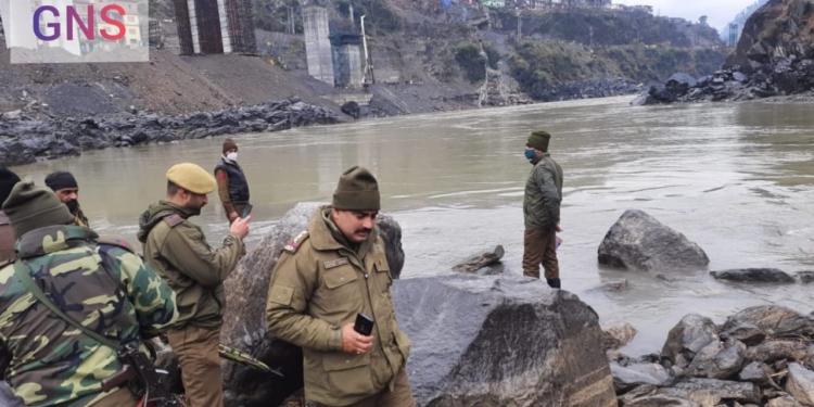 2 Persons From Amritsar Feared Dead  in Jammu And Kashmir