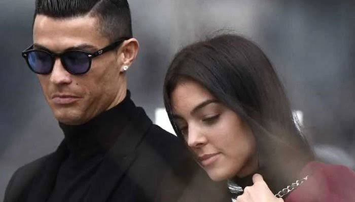 Cristiano Ronaldo hints on marrying girlfriend in a…..