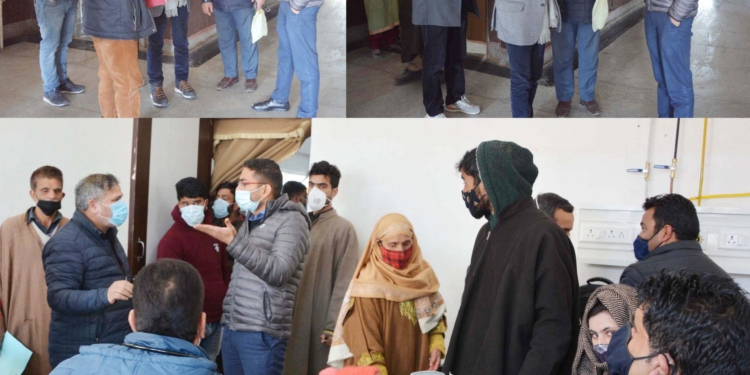 DM  pays surprise visit to Hospital,Orders strict action against absentees