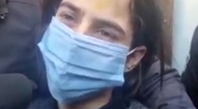 Watch: Two minor Girls injured in Srinagar Attack….
