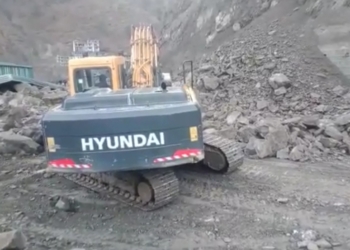 Watch Video Massive landslides shut Jmu—Sgr highway again…