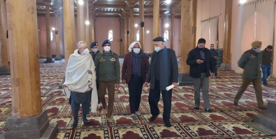 Big News Regarding Jamia Masjid Srinagar,Div Com, IGP Kashmir….