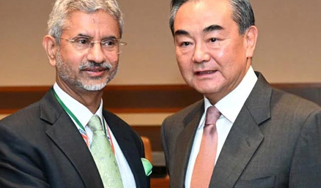 Amid A Row Over Remark About Kashmir, China’s Foreign Minister is in Delhi