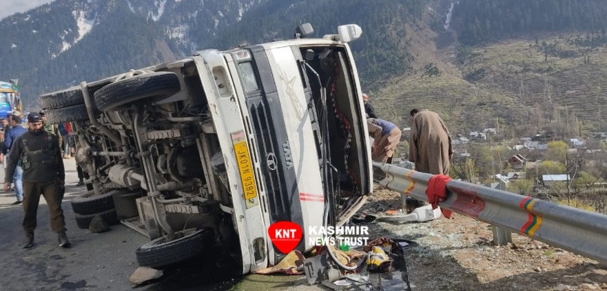 Two tourists killed, several injured in Ganderbal district