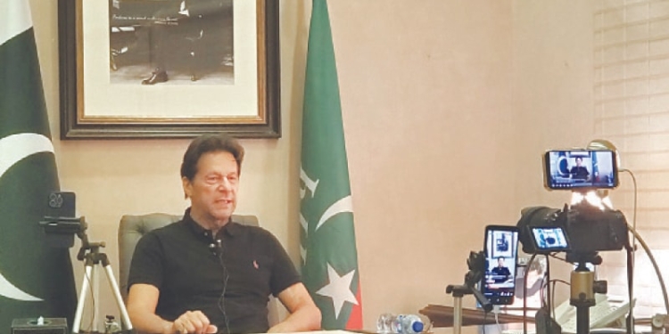 Former Pakistan PM Imran hosts record-breaking…….