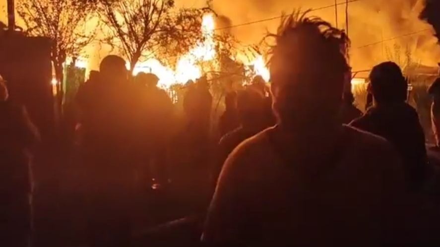 Massive fire breaks out in Srinagar