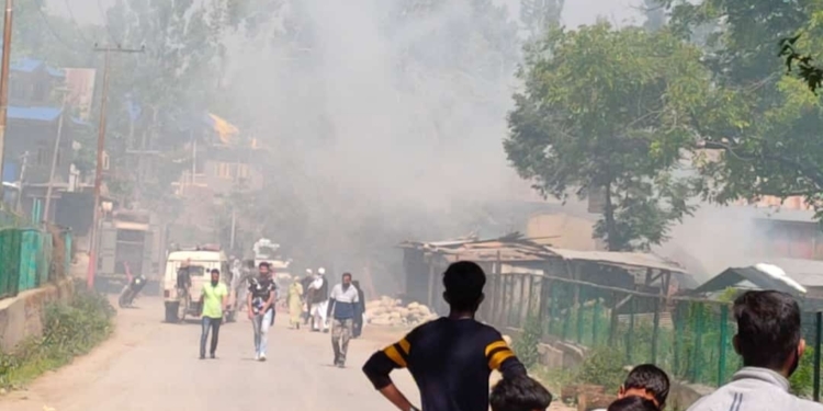 Six Policemen injured in stone-pelting in Kashmir, miscreants set cow-shed on fire….