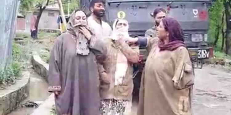 17-year-old boy, who recently joined militant ranks, is reportedly holed up at a house in Baramulla Encounter…..