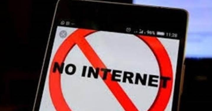 Mobile internet services snapped, Senior police officers transferred