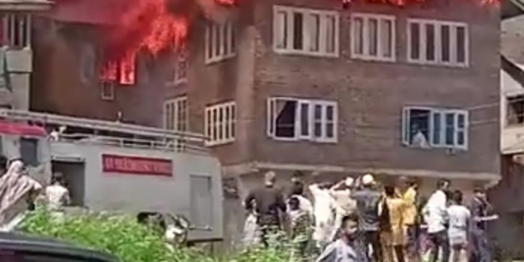 Massive Fire Broke out in Baramulla….