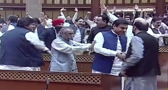 Pakistan Punjab CM Dramma: Hamza Shahbaz retains CM’s Post, Imran Khan Approaches Supreme Court