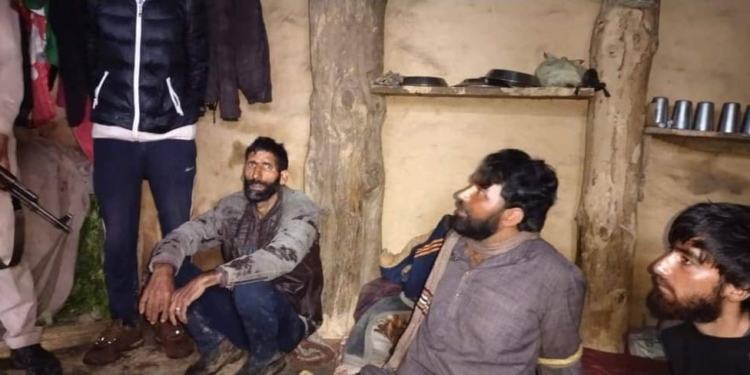 LeT militants apprehended by villagers in J&K, 2 lakh Reward to the villagers…