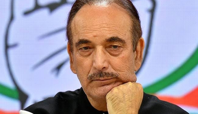 Ghulam Nabi Azad Resigns