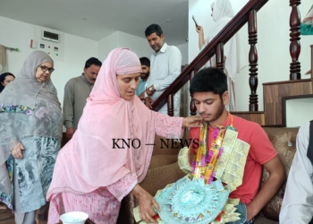 Kashmir Fruit businessman’s son bags 10th rank at NEET UG-2022