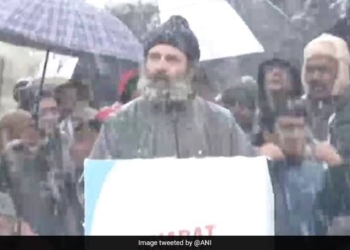 Rahul Gandhi shares video of snowball fight with his sister