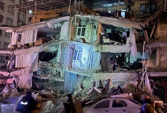 Turkey and Syria earthquake updates: more than 4,300 people confirmed dead after major quakes with number set to rise