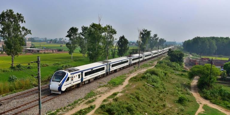 Jammu Srinagar rail link to be connected this year only, Vandhe Bharat trains next year: Railway Minister