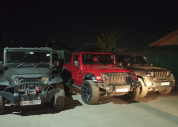 3 Thar Jeeps Seized, 7 Young Boys Including Juveniles Involved In Hooliganism On Dal Lake Foreshore Road
