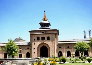 ‘Authorities disallow Jummat-ul-Vida at Historic Jama Masjid Srinagar’