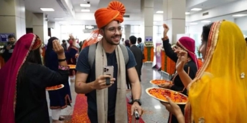 G20 Summit Srinagar Live: Delegates Recive Warm Welcome At Airport, Security Tight In Entire City