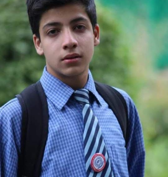 Class 9th student goes missing from Sopore, family seeks help