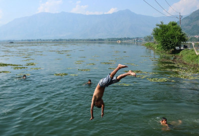 MeT Predicts Hot, Humid Weather In J&K