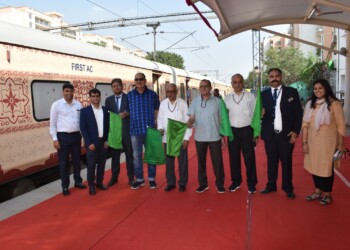 Bharat Gaurav Deluxe A.C. Tourist Train “Garvi Gujarat” Embarks on Cultural Journey