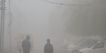 WATCH: Chilly Mornings in Srinagar Prompt Calls for Adjusted School Timings