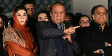 ‘Yes Sir’ Army Generals Man… family originally hails from Anantnag J&K is set to be PM of Pakistan