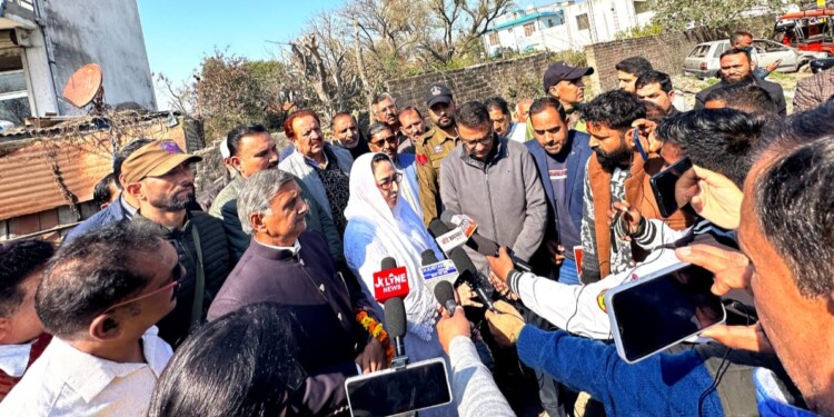 Dr Andrabi inspected Waqf properties at Akhnoor