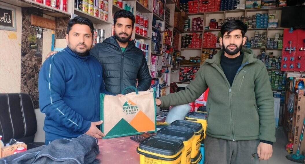 Khyber Cement distributes curated kits to its dealer & retailer network in Kashmir