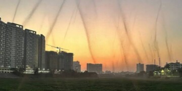 ‘Mosquito Tornado’ over Pune cause panic among residents