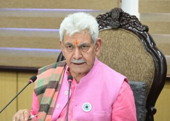 Lt Governor Chairs a review meeting of Health & Medical Education DepartmentJAMMU, MARCH 19: Lieutenant Governor Shri Manoj Sinha today chaired a review meeting of Health and Medical Education Department with the senior officials and Principals of Government Medical Colleges. Heads of Departments also participated in the meeting.