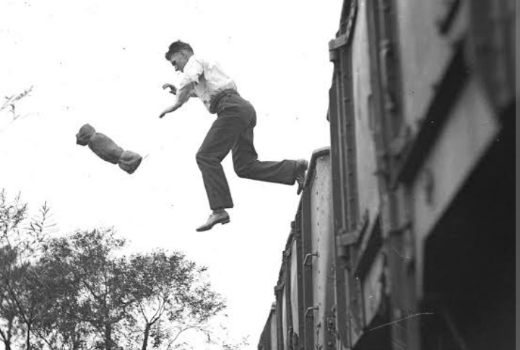 Shocking CCTV VIDEO: Youth Jumps Out Of Moving Train After Snatching,